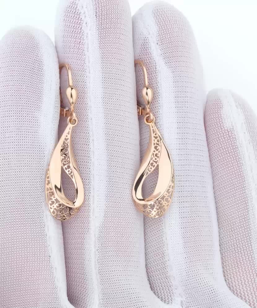 Золотые серьги