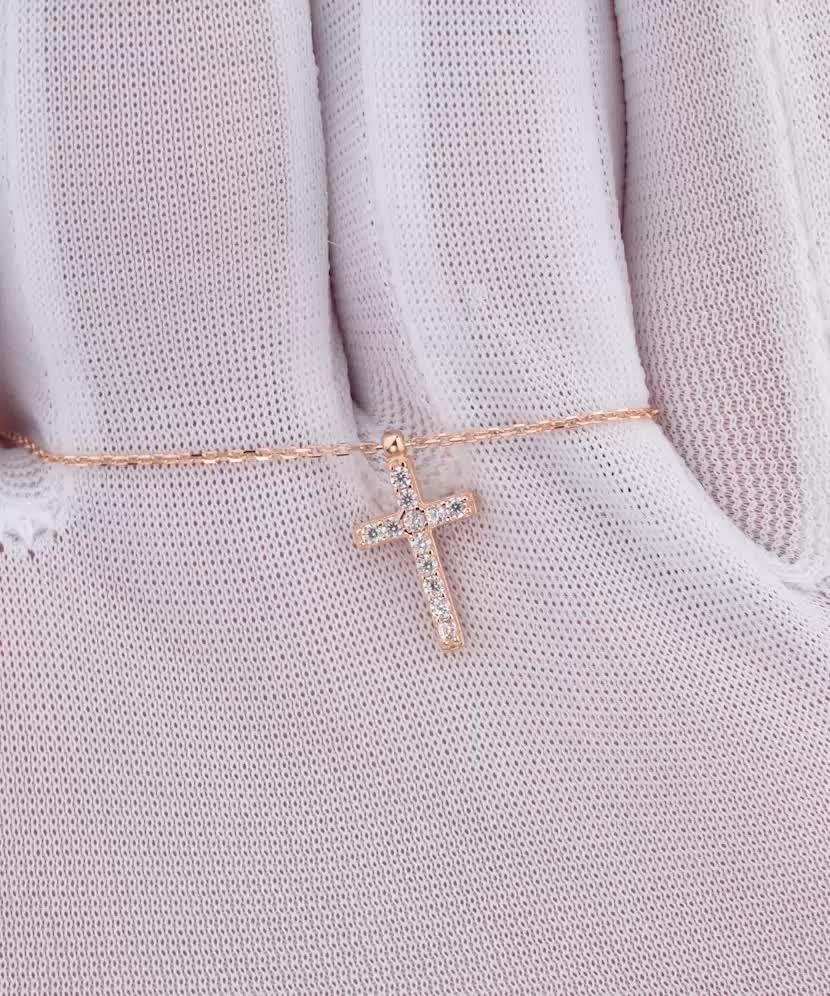 Золотая цепочка с подвеской из циркона "крест" Золотая цепочка с подвеской из циркона "крест"