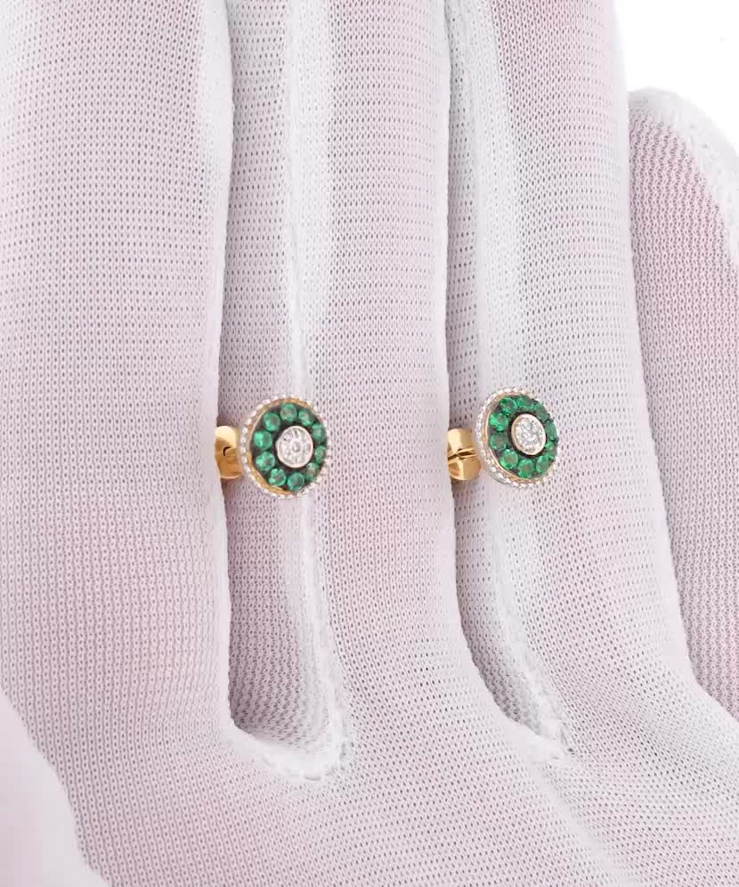 Yellow gold earrings with diamonds and emeralds
