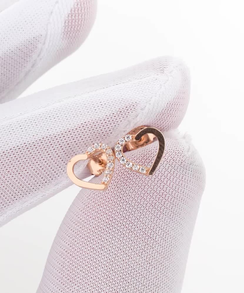 Gold earrings with zircons "hearts"