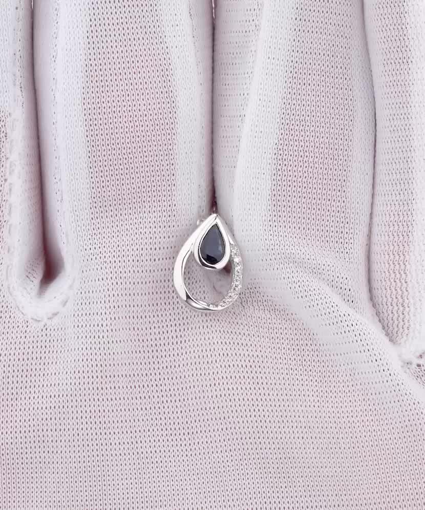 Подвеска из белого золота с сапфиром и бриллиантами