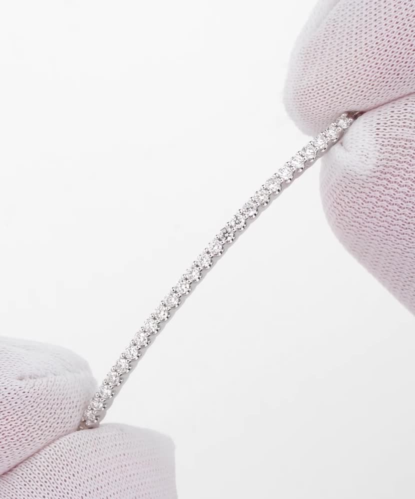 White gold bracelet with diamonds