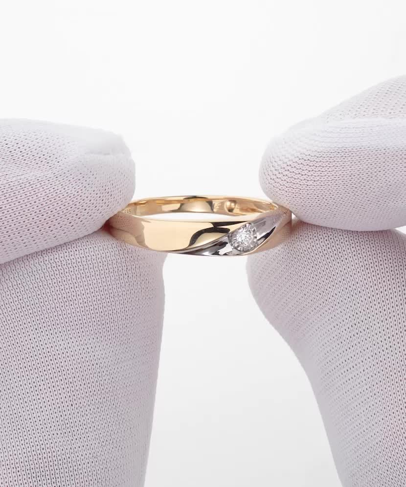 Кольцо из желтого золота с бриллиантами