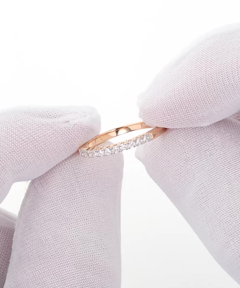 Золотое кольцо с бриллиантами