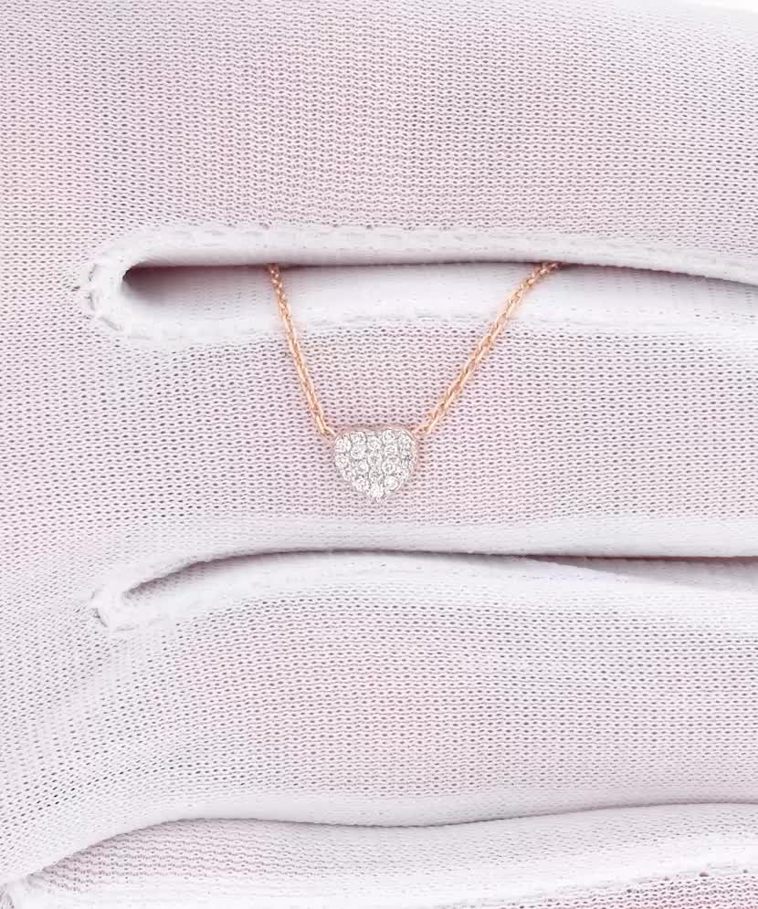 Золотая цепочка с бриллиантовым подвеской "Сердечко"