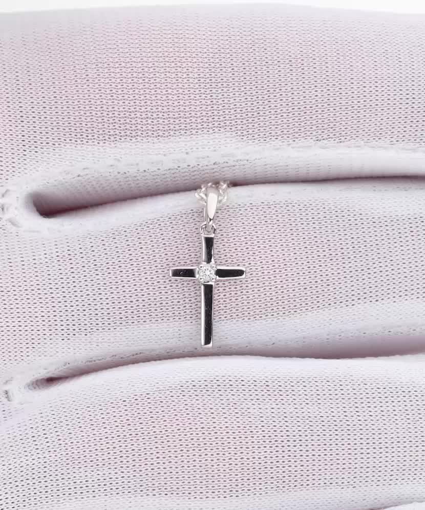 Подвеска из белого золота с бриллиантом "крест"
