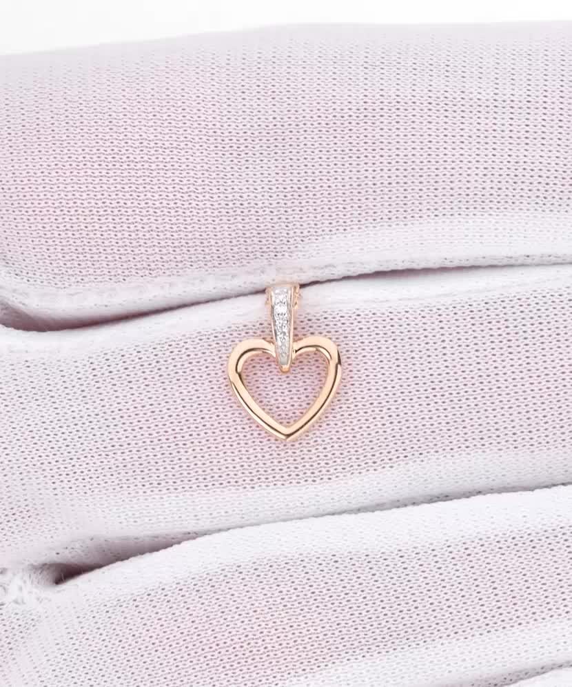 Gold pendant with diamonds "heart"