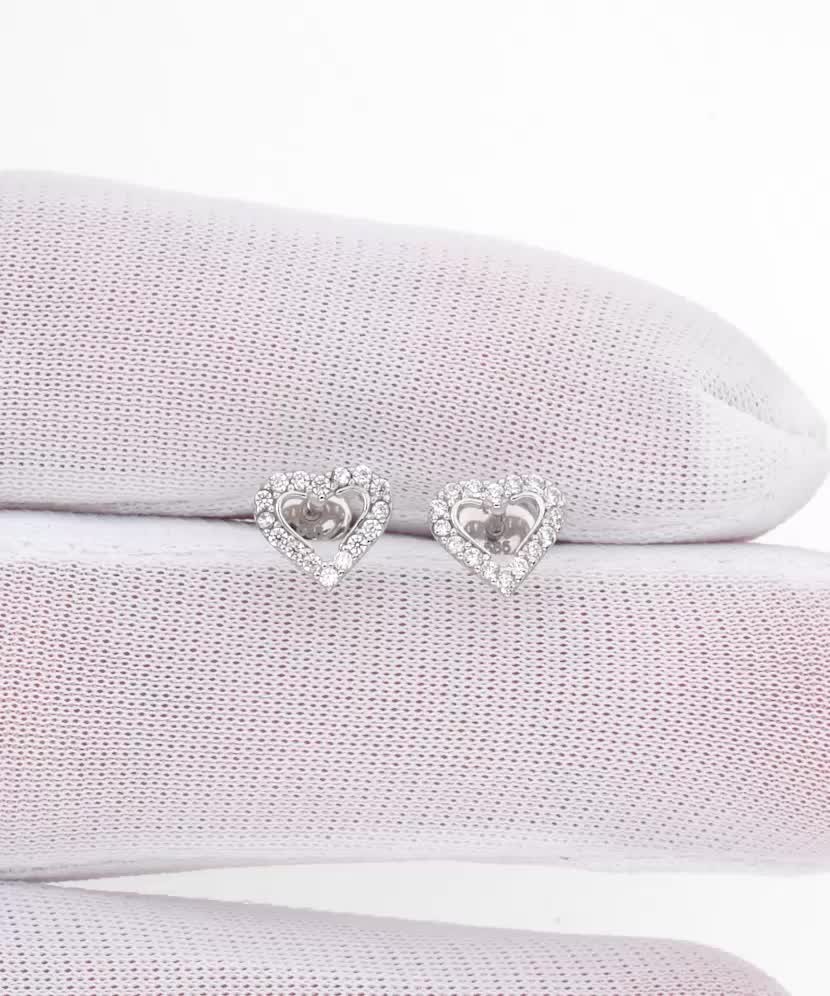 Серьги из белого золота с цирконами  "Сердечко"