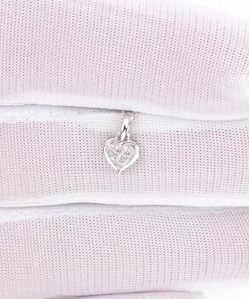 White gold pendant with diamonds "Heart"