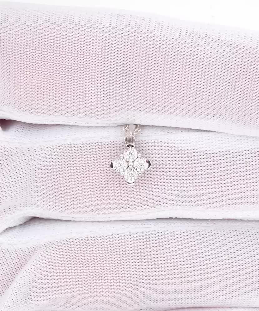 White gold pendant with diamonds