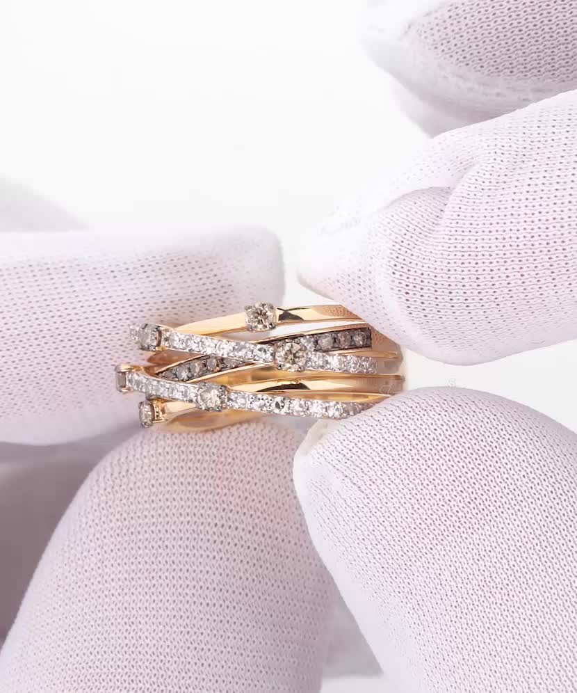 Yellow gold ring with cognac diamonds