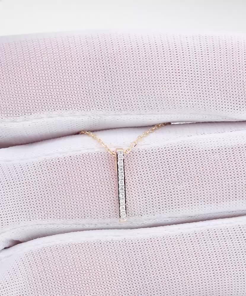 Yellow gold chain with diamond pendant