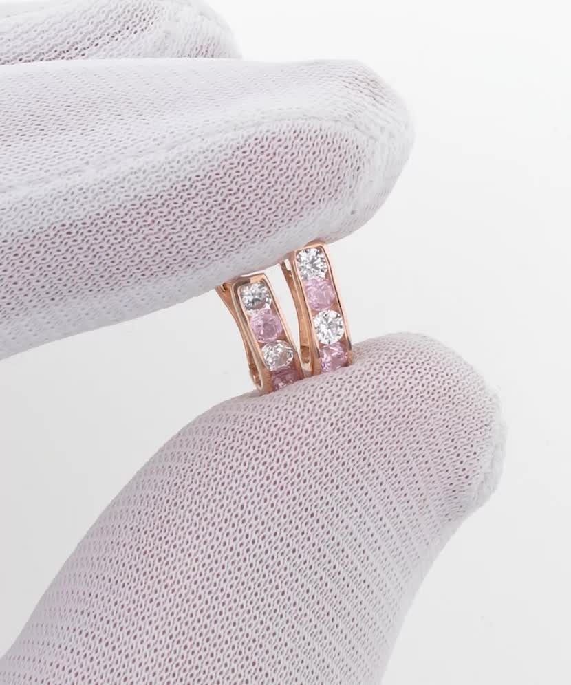 Gold earrings with zircons