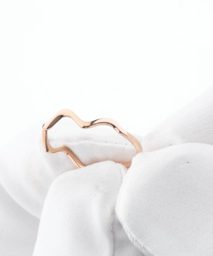 Gold ring