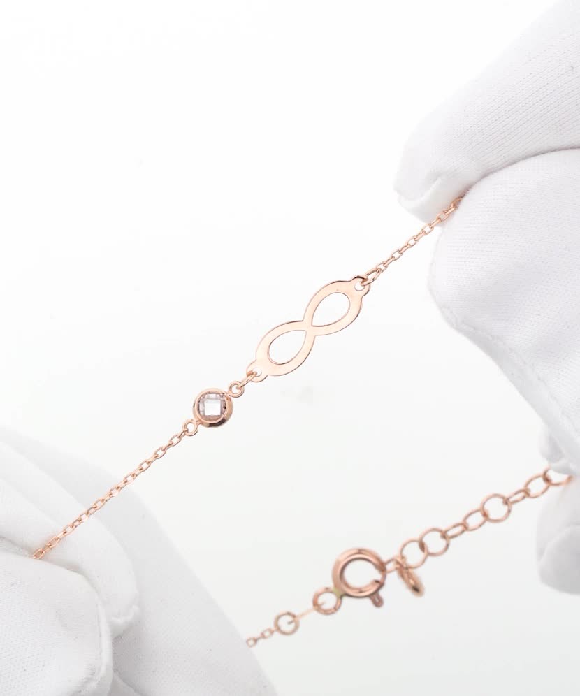 Gold bracelet with zircons