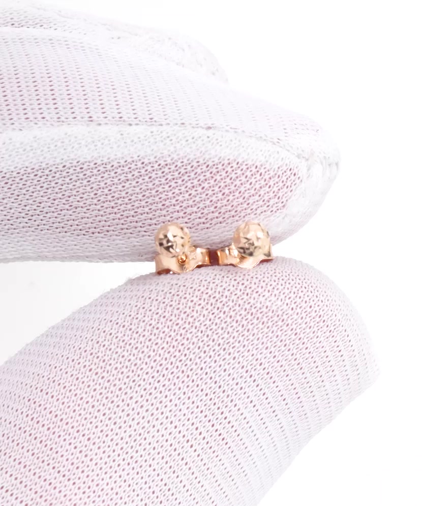 Gold earrings