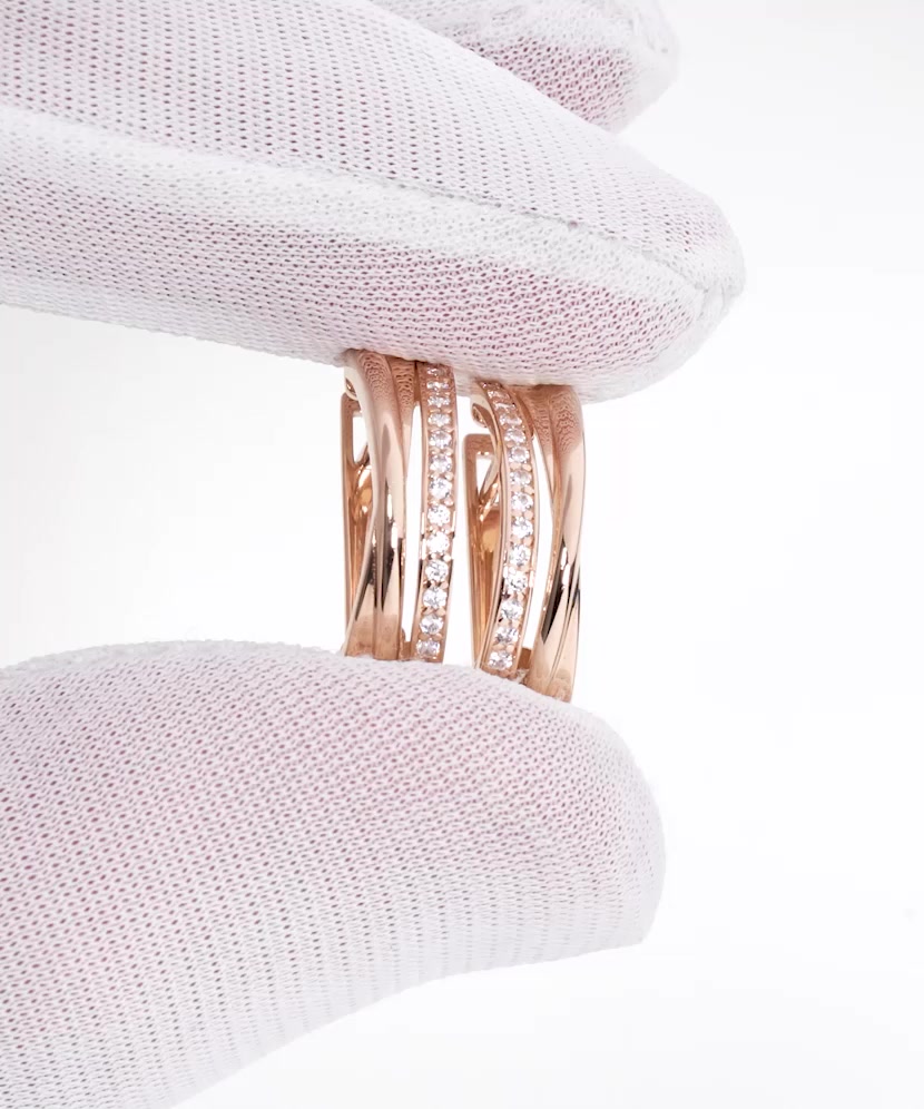 Gold earrings with zircons