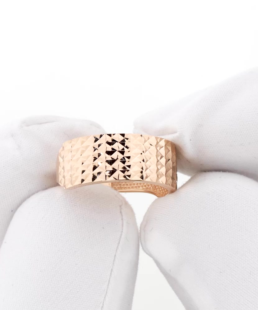 Gold ring