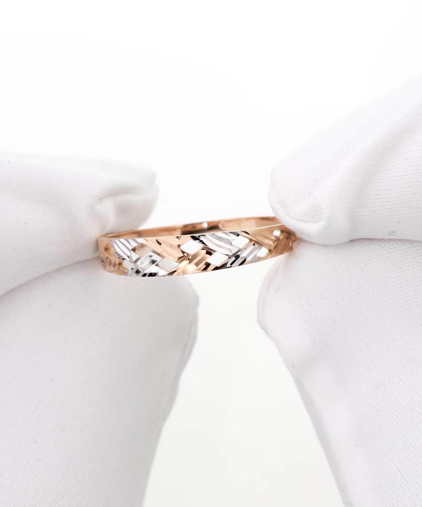 Gold ring