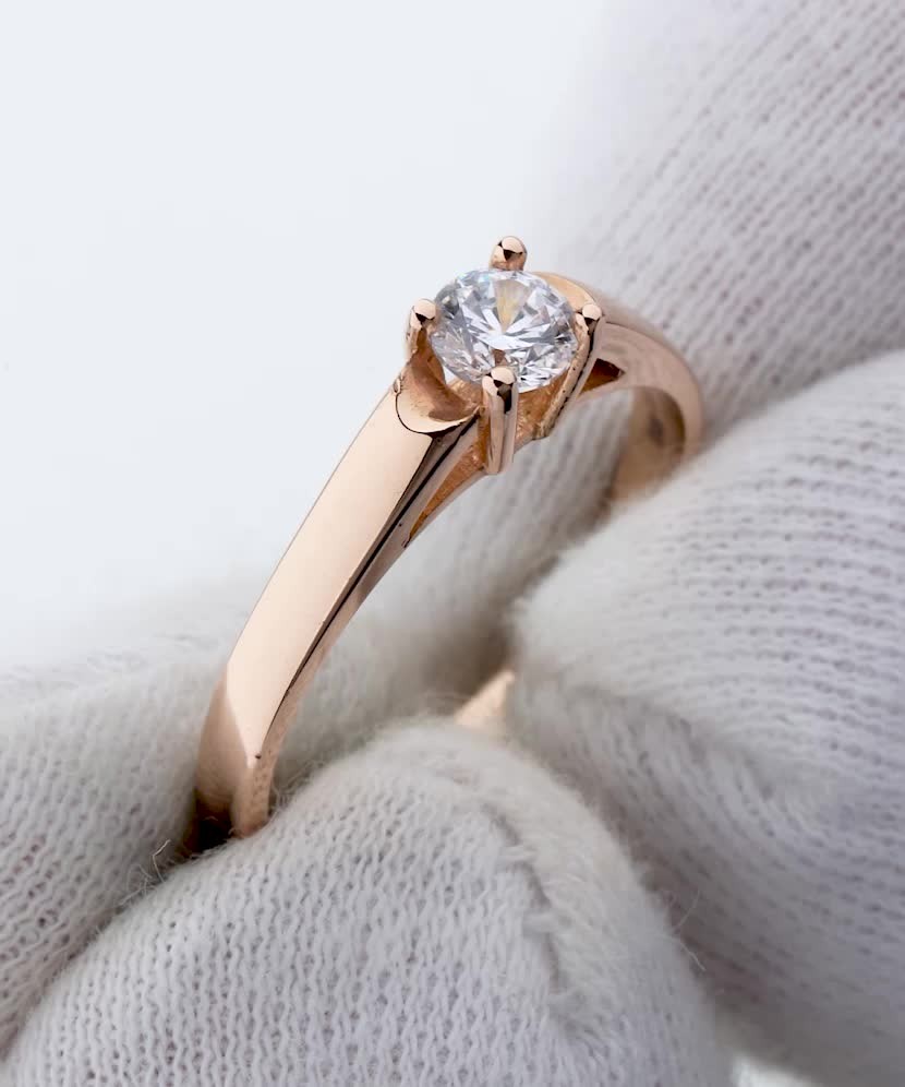 Золотое кольцо с цирконом Золотое кольцо с цирконом