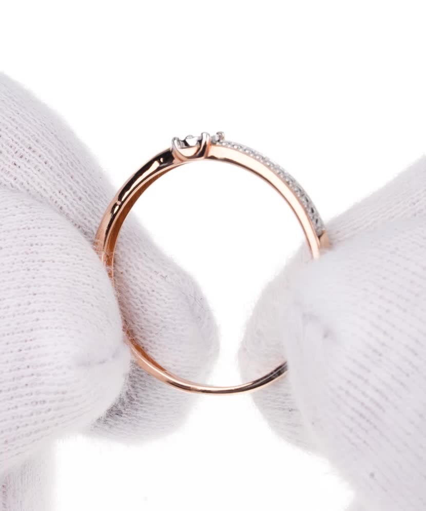 Золотое кольцо с бриллиантами