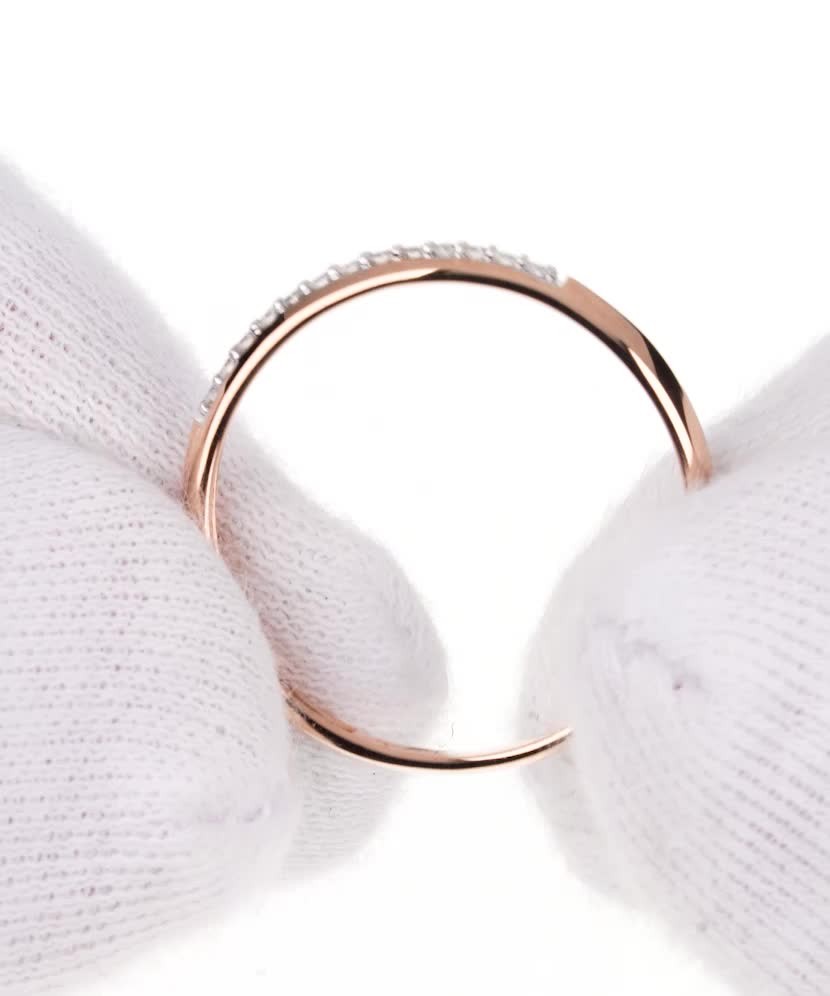 Золотое кольцо с бриллиантами