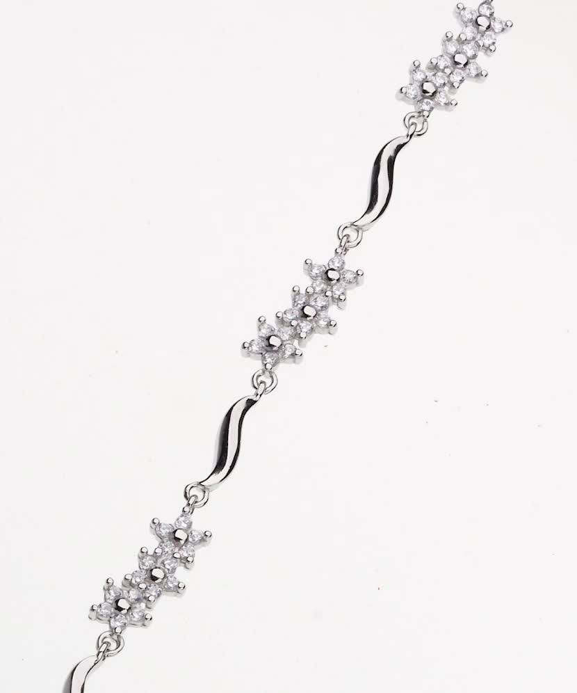 Серебряный браслет с цирконами