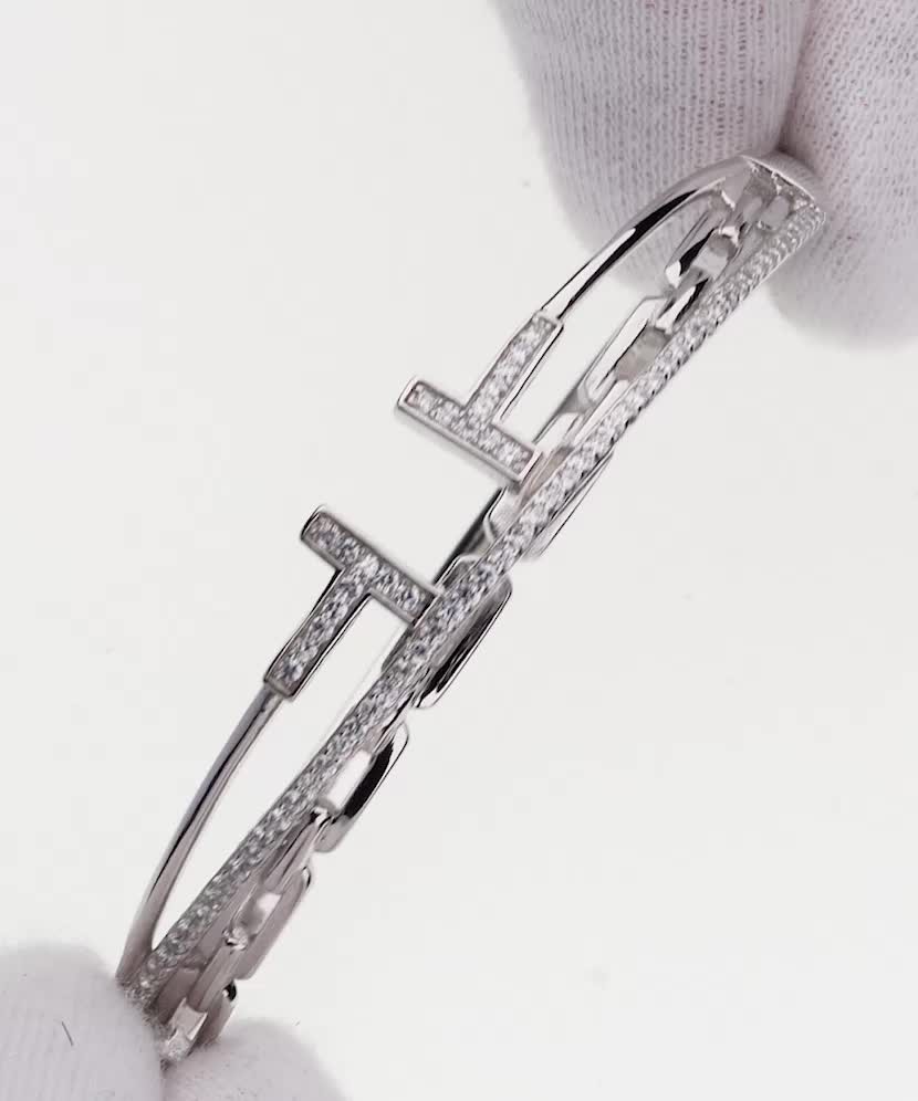 Sterling silver hard bracelet with zircons Sterling silver hard bracelet with zircons