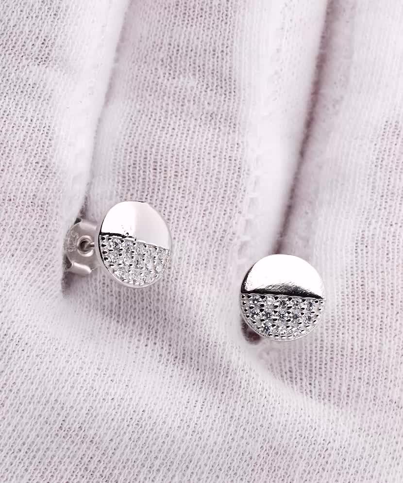 Sterling silver earrings with zircons