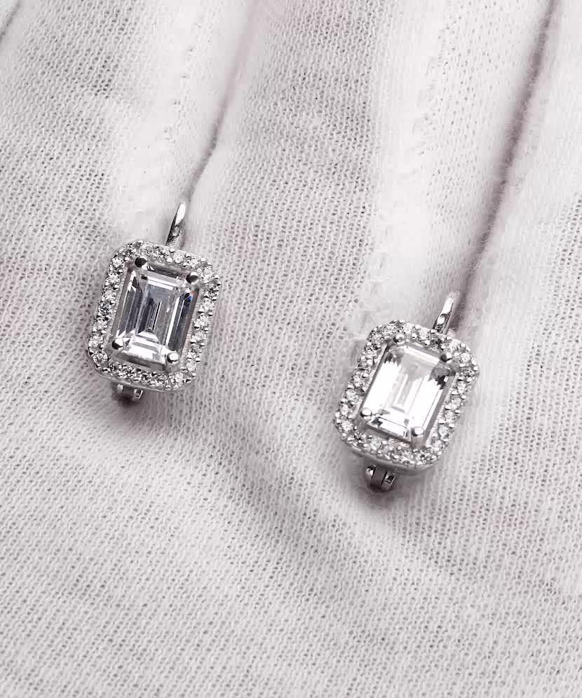 Серьги из серебра с цирконами