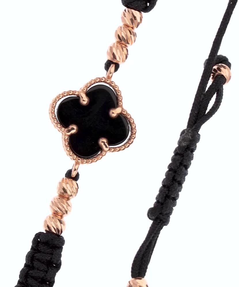 Black string bracelet with gold and onix Black string bracelet with gold and onix
