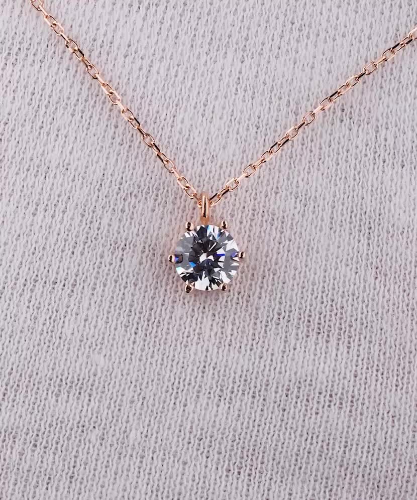 Золотая цепочка с подвеской из циркона Золотая цепочка с подвеской из циркона