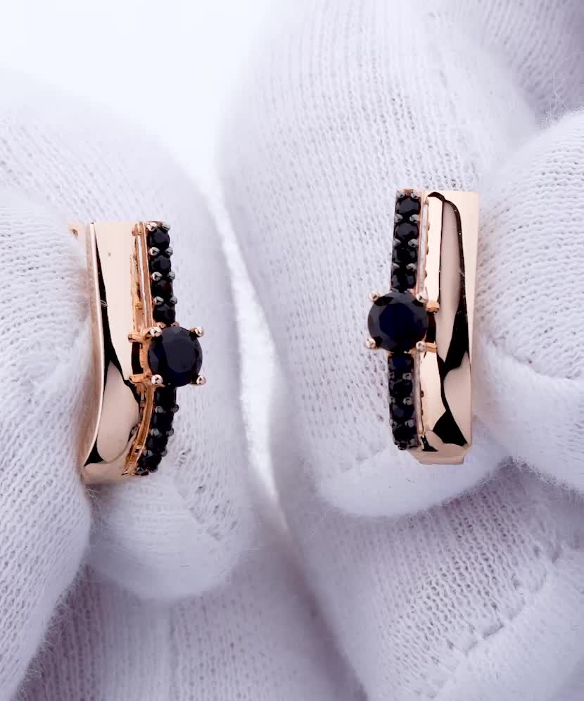 Золотые серьги с цирконами