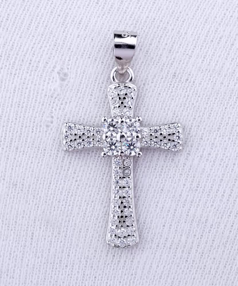 Серебряный подвеска с цирконами „крест“