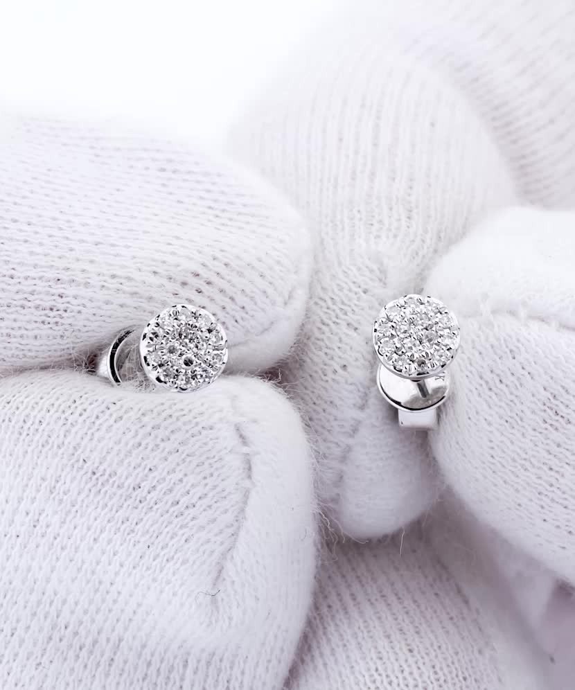 White Gold earrings with diamonds