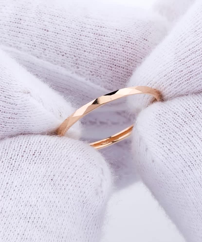 Gold ring
