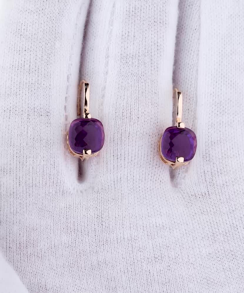 Gold earrings with amethysts