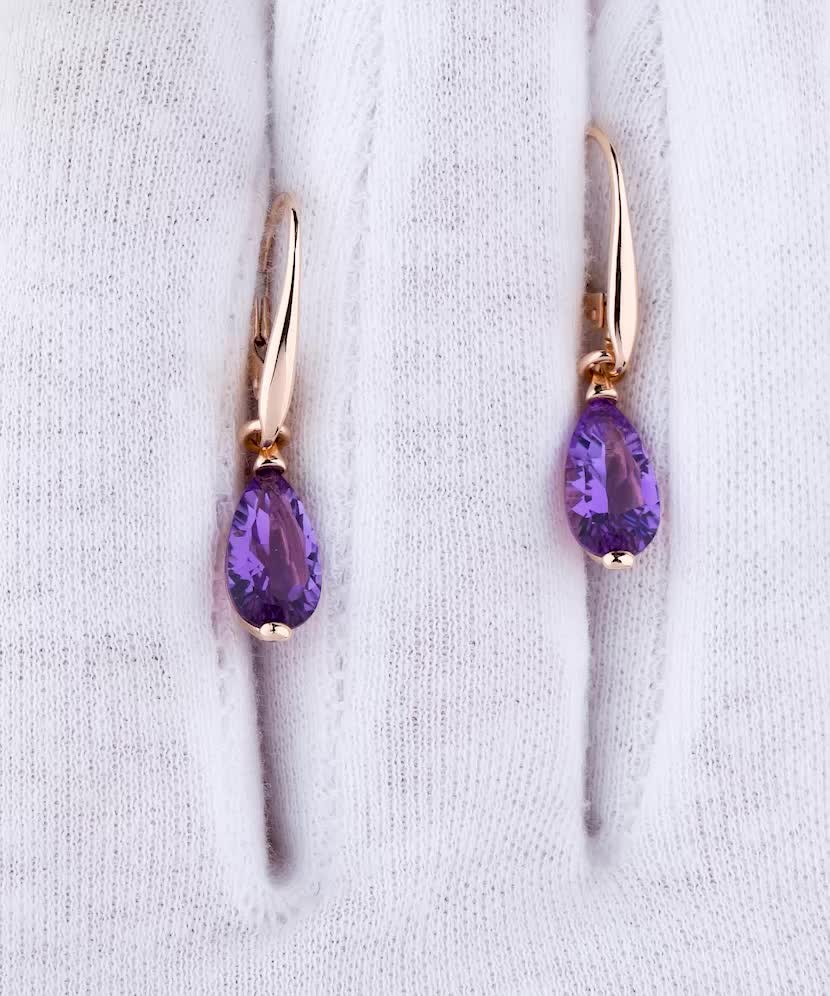 Gold earrings with amethysts Gold earrings with amethysts