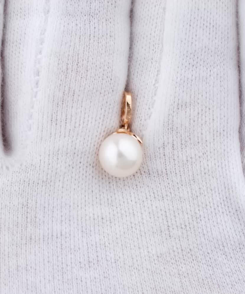 подвеска из золота с жемчуг и бриллиантами