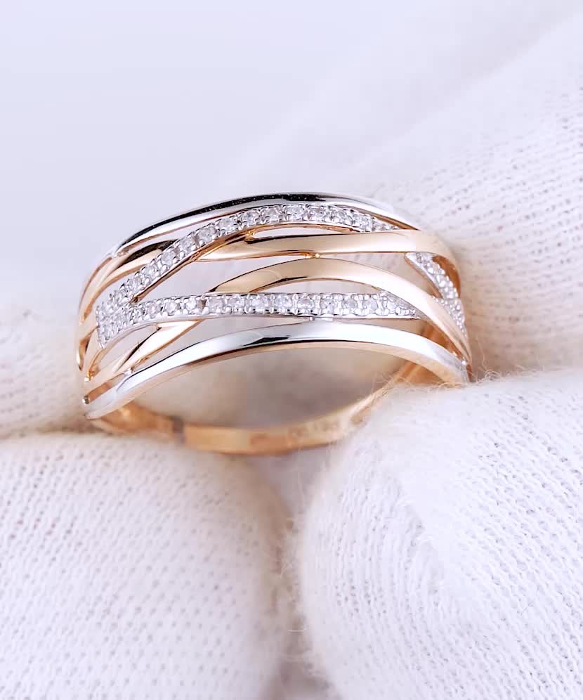 Золотое кольцо с алмазами Золотое кольцо с алмазами