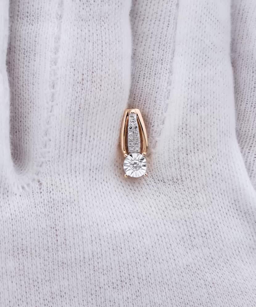 Золотой подвеска с алмазами Золотой подвеска с алмазами