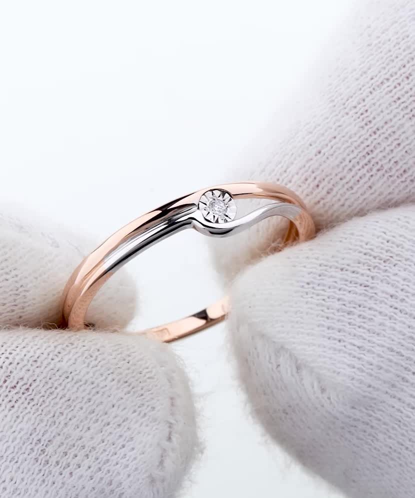 Золотое кольцо с алмазами