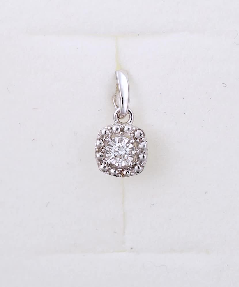 Подвеска из белого золота с бриллиантами