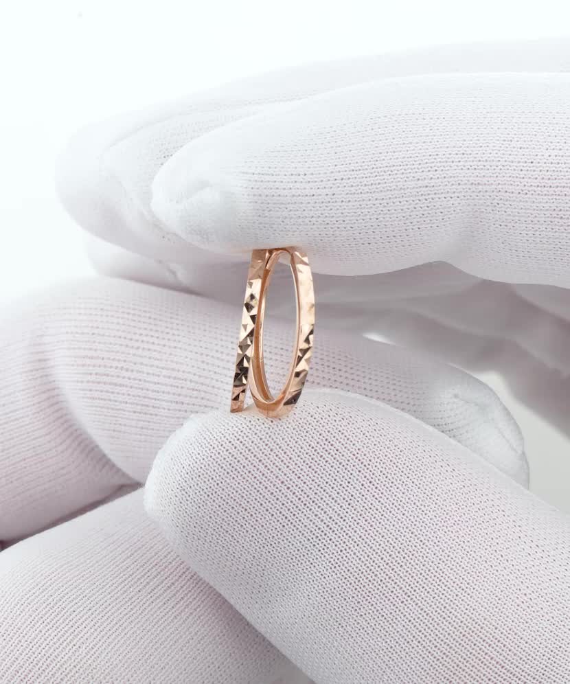 Gold engraved hoop earrings 17mm