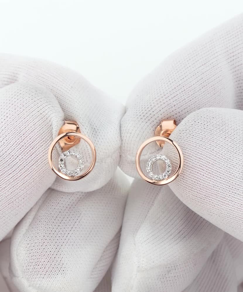 Золотые серьги с алмазами Золотые серьги с алмазами